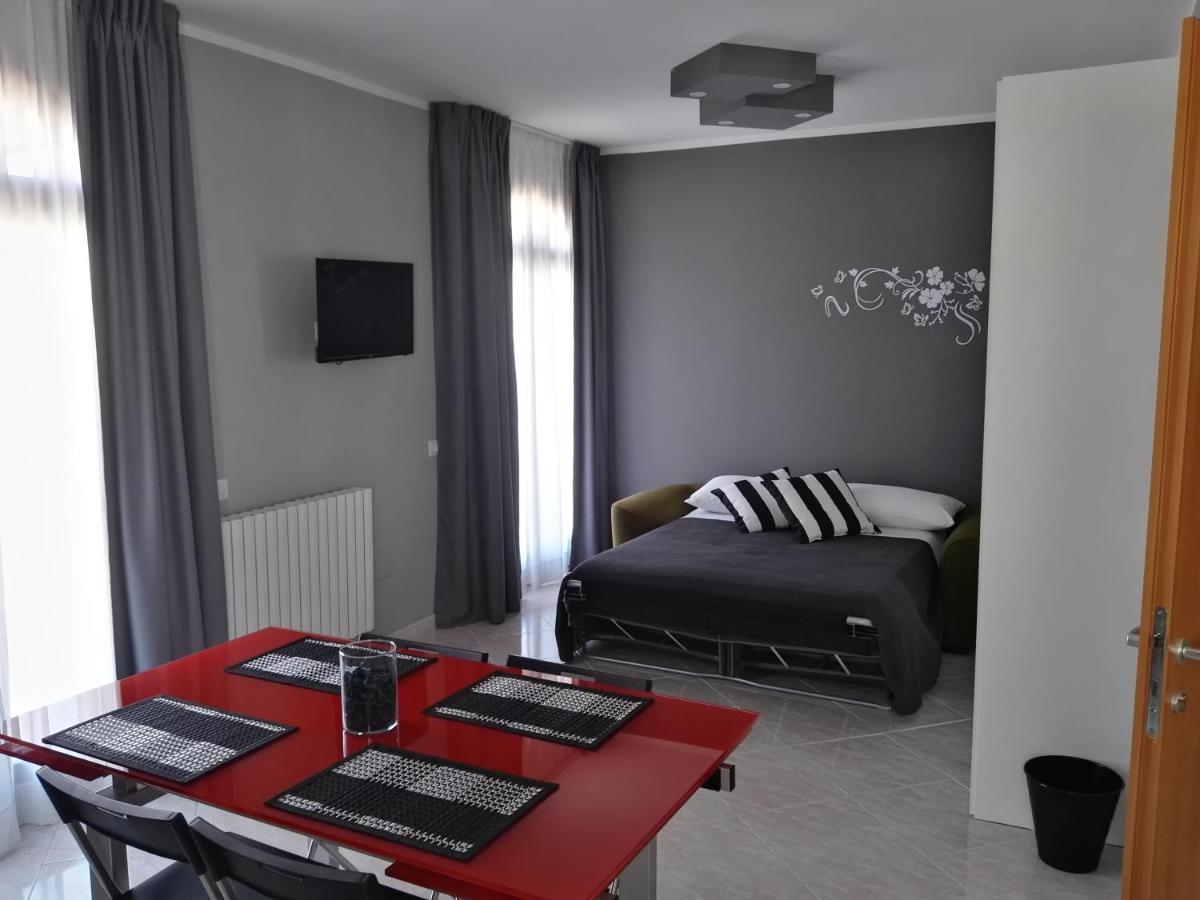 B&B Black-And-White Gallipoli Zewnętrze zdjęcie